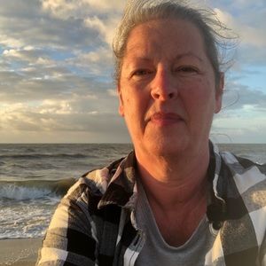 Meet your Posher, Dawn